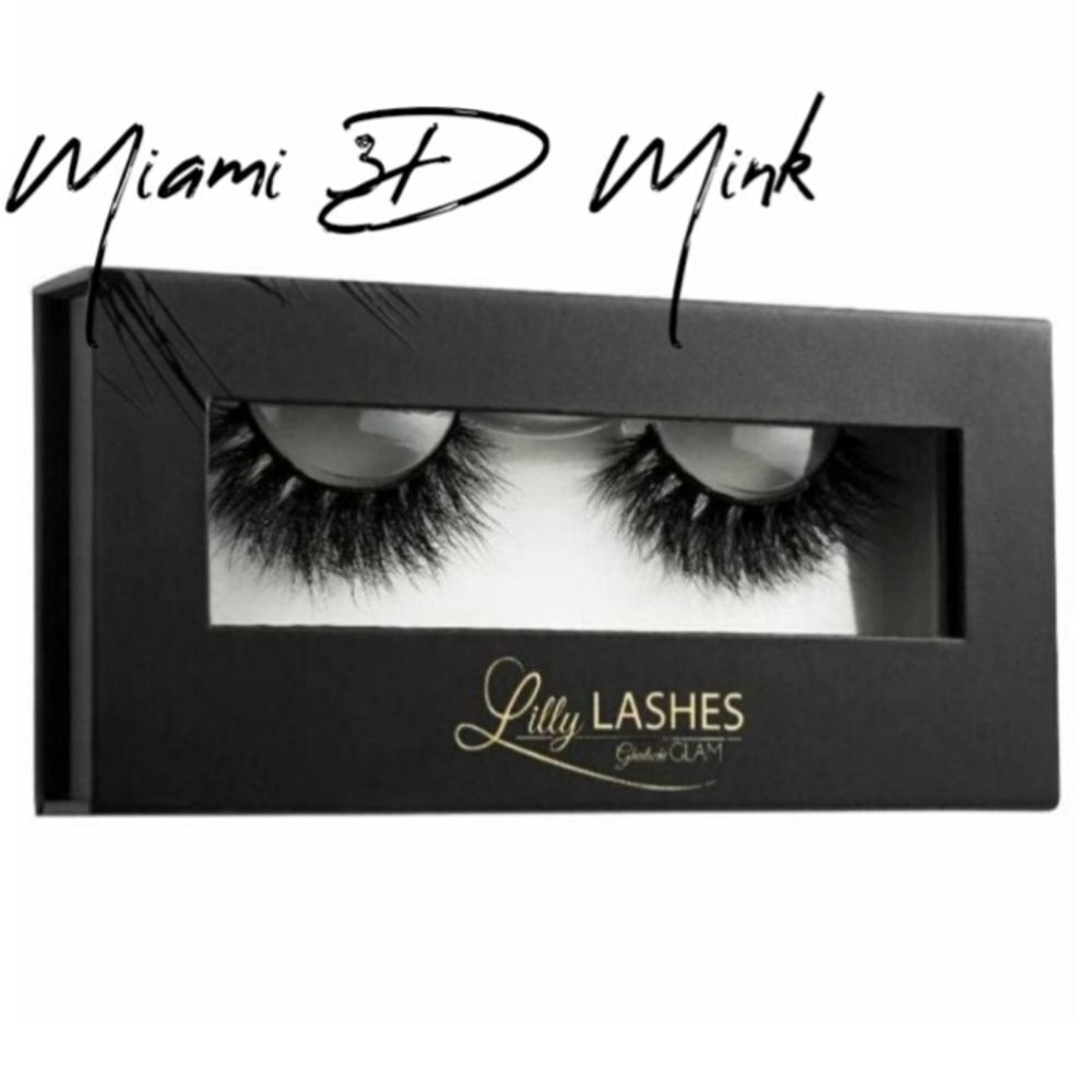 Lilly lashes in Miami 3D Mink